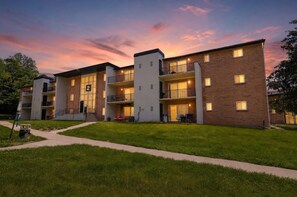 Exterior - Elegant Chateau Escape | Parking Included (Wilmington)
