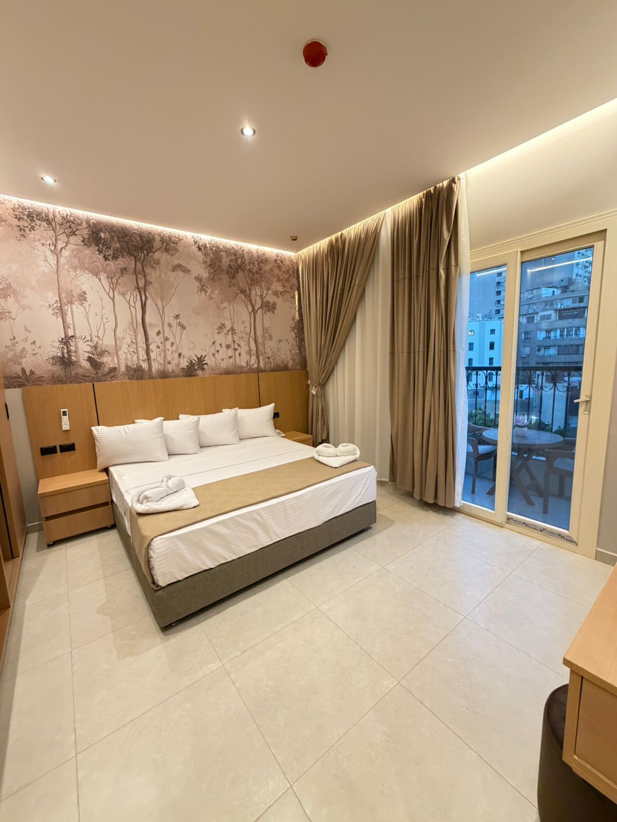 Deluxe Double Room, City View | In-room safe, desk, free WiFi