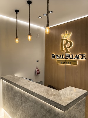 Lobby - Royal Hotel (Qasr El Nil)