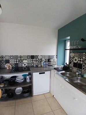Private kitchen - Dependency rental in the countryside between land and sea, ideal for families! (Guipavas)