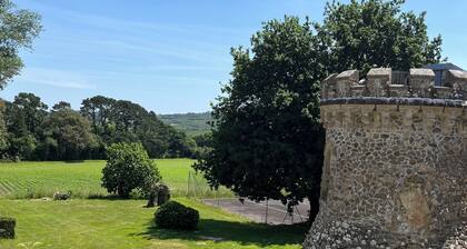 Dependency rental in the countryside between land and sea, ideal for families!