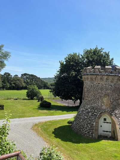 Dependency rental in the countryside between land and sea, ideal for families!