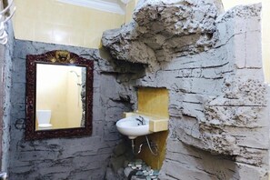 Standard Shared Dormitory, Balcony | Bathroom - Inn Between Hostel (UBUD)