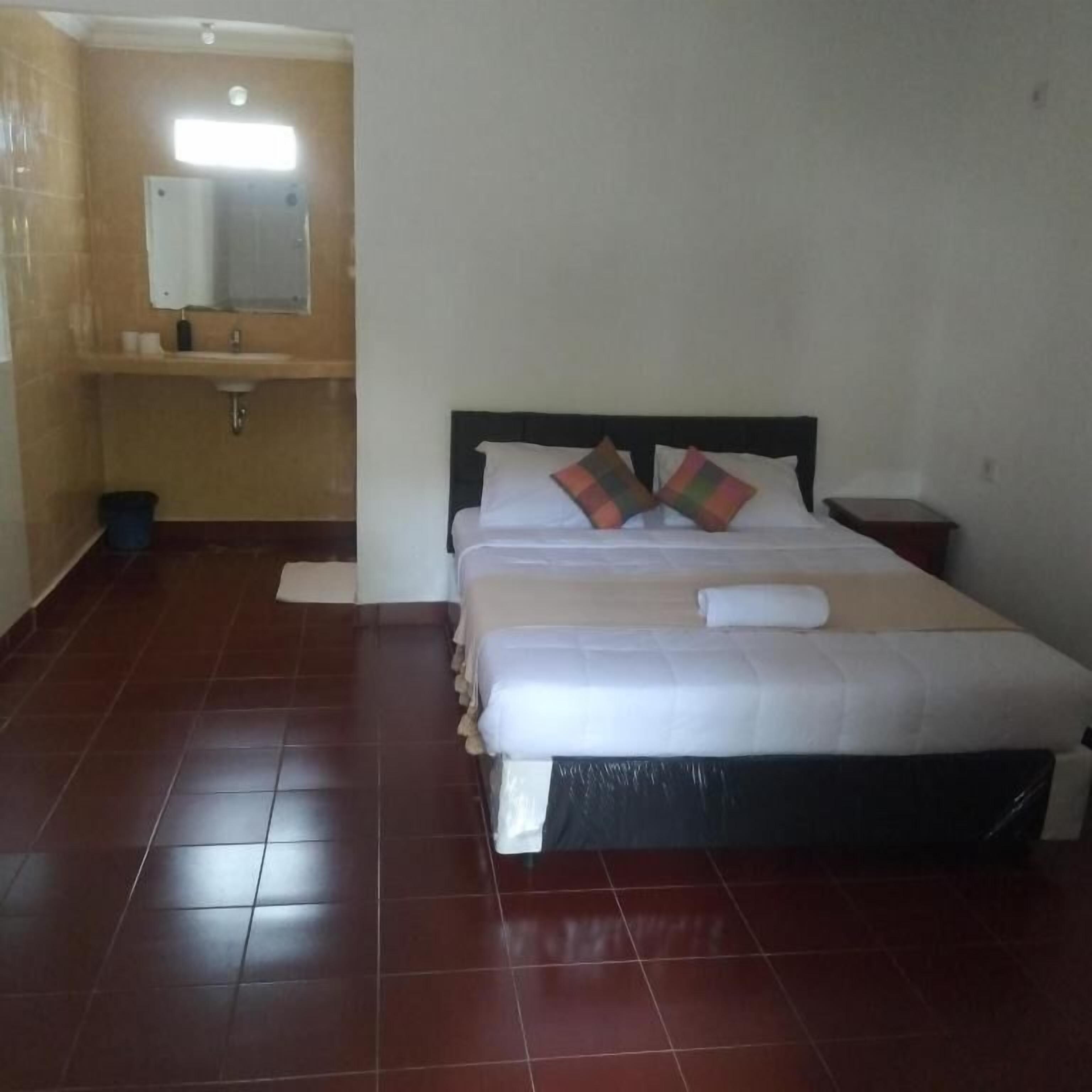 Standard Double Room, Non Smoking, Balcony | Desk, free WiFi, bed sheets