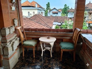 Standard Double Room, Non Smoking, Balcony | Terrace/patio - Inn Between Hostel (UBUD)
