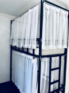 Interior - Inn Between Hostel (UBUD)