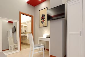 Interior - Olafo’s house (Roma)