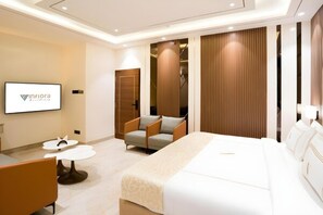 Desk, free WiFi - TOS Residency Jublee Hills By OTABoostup (Hyderabad)