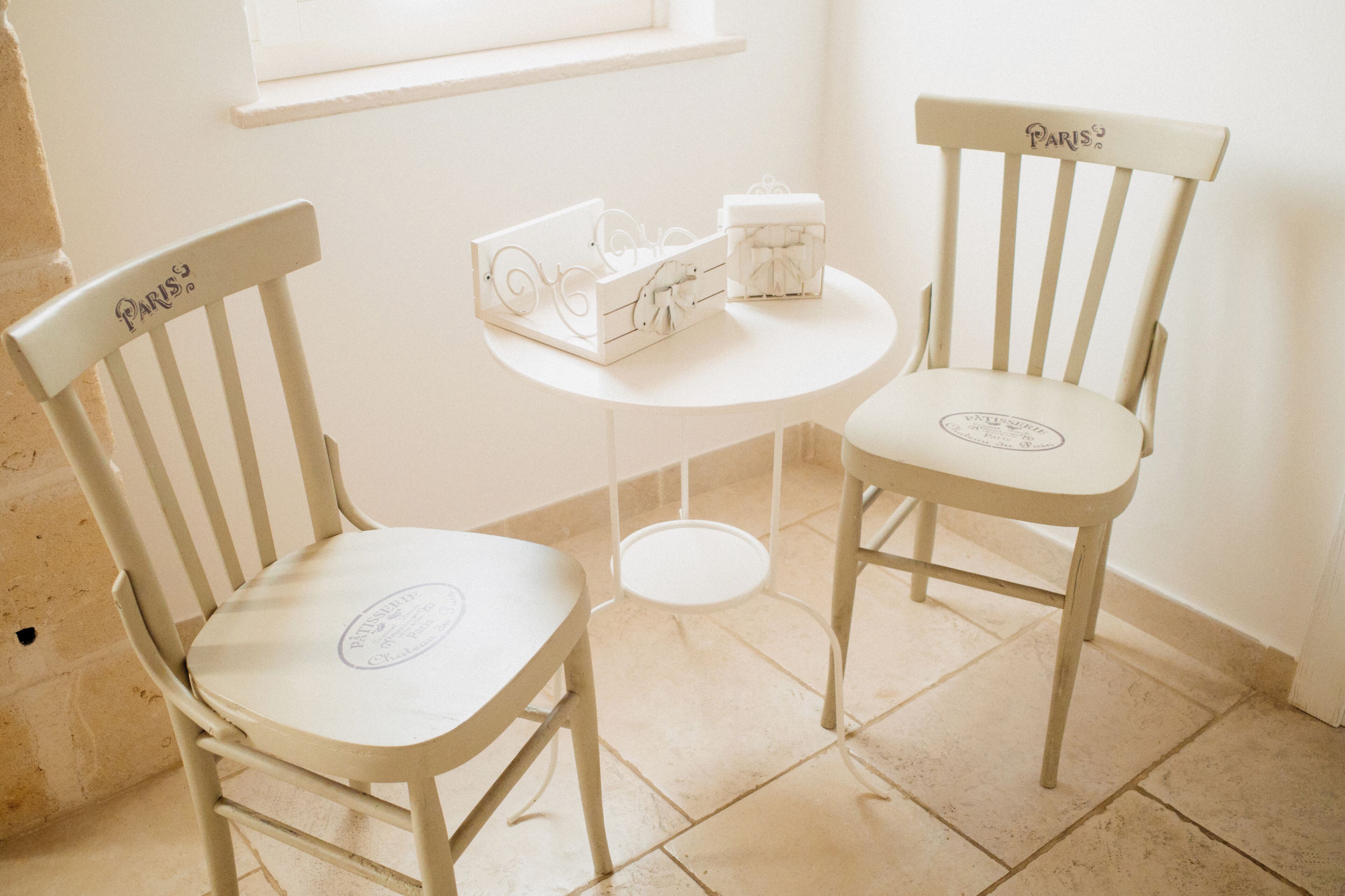 Habitació individual, 1 llit de matrimoni, no s'admeten animals de companyia | Servei de restauració