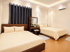Room - LŨA XÓM CHÀI là một homestay nằm ở làng chài Trần Phú, Dương Đông, Phú Quốc (Đặc khu Phú Quốc)