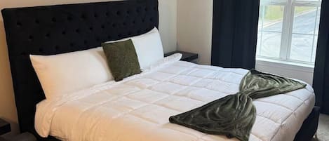 2 bedrooms, desk, iron/ironing board, free WiFi
