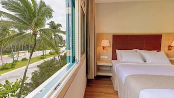 Deluxe Double Room, Partial Ocean View | In-room safe, desk, laptop workspace, free WiFi
