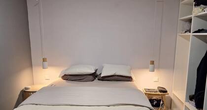 Brand new renovated Studio appartment in heart of Setubal historical center