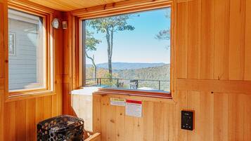 House, Private Bathroom (Art & Soul) | Exterior