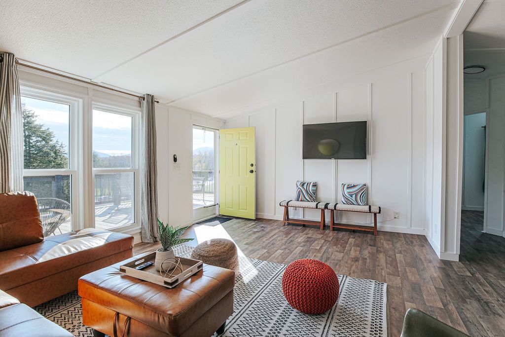 Cottage, Private Bathroom (Basecamp Cottage) | Lounge
