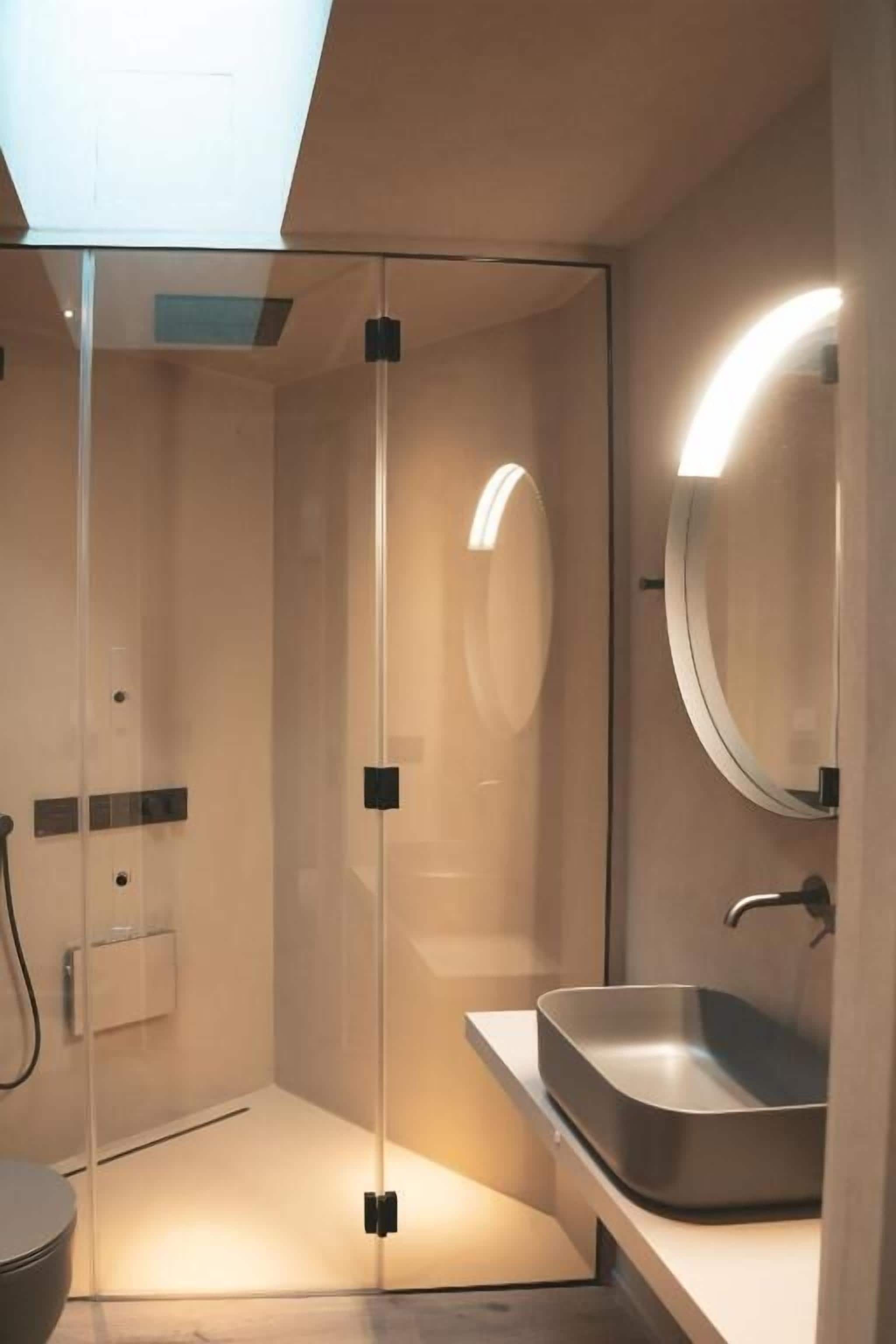 Superior-Doppelzimmer, Balkon | Badezimmer | Dusche, Hydromassagedusche, umweltfreundliche Kosmetikartikel