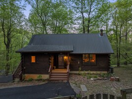 Cabin, Private Bathroom (Bear Tracks Cottage) | Exterior