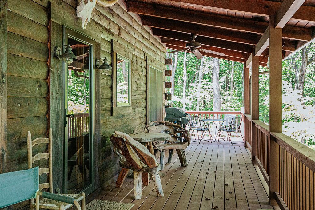 Stuga - privat badrum (Bear Tracks Cottage) | Exteriör