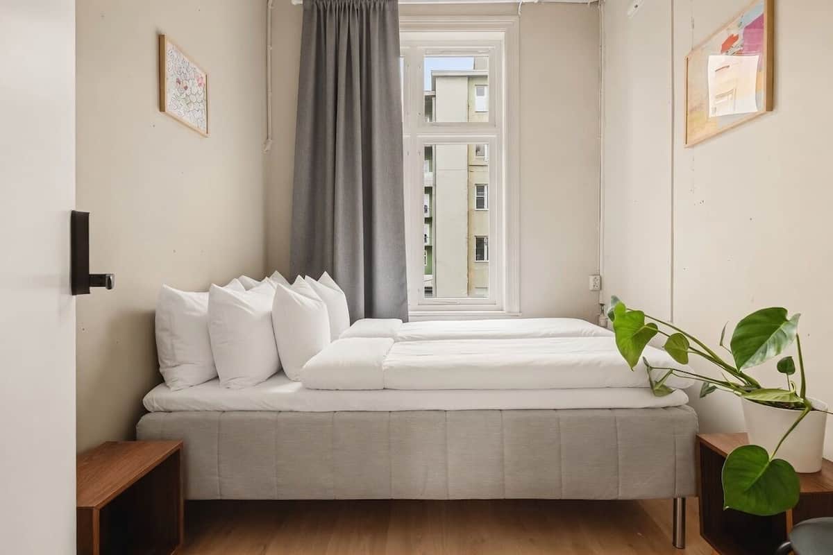 Double Room | Free WiFi