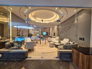 Lobby - Luxury one-bed apartment in the heart of New Cairo, serviced by JW Marriott (Cairo Governorate)