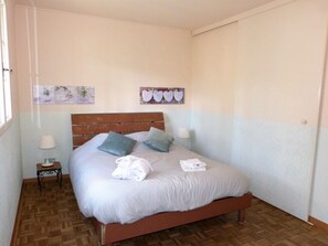 1 Schlafzimmer, WLAN, Bettwäsche