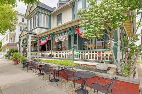Steps to Beach, Boardwalk & Eats! Ocean Grove Unit