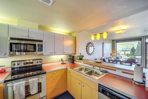 Dual Chelan Resort Suites: Pool, Hot Tub & Beach