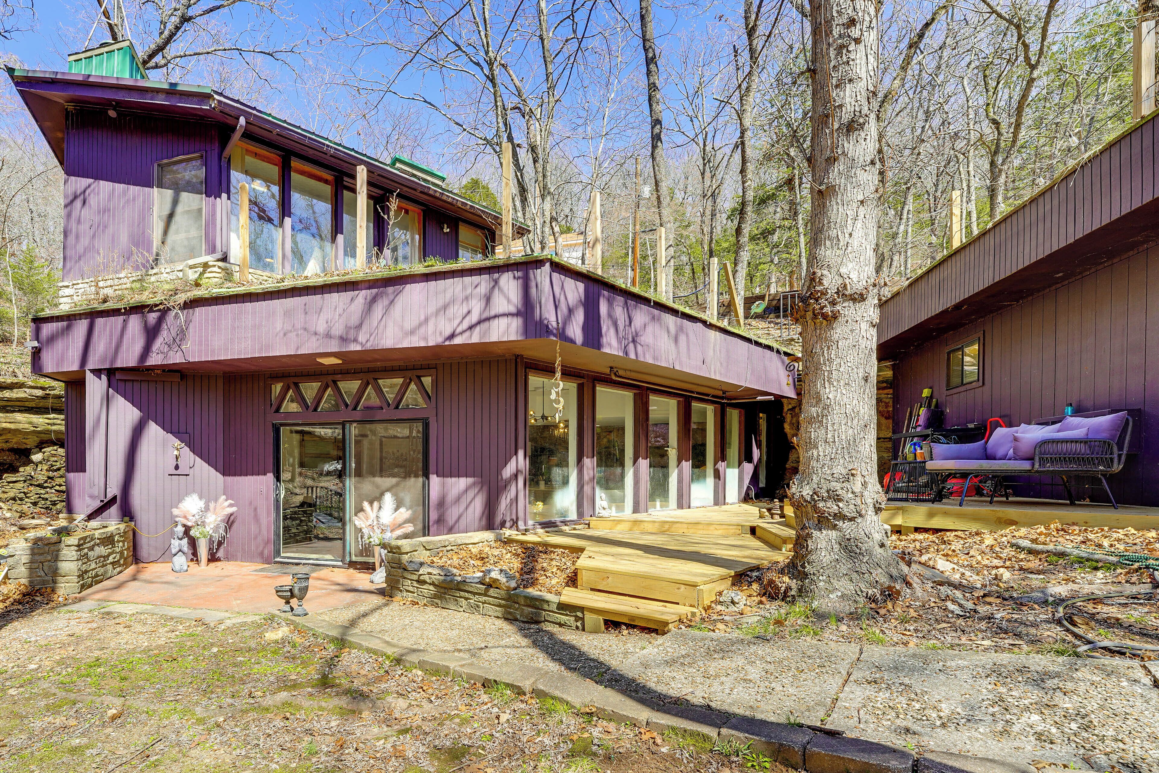 House (3 Bedrooms) | Front of property
