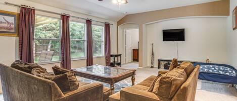 House (3 Bedrooms) | Front of property
