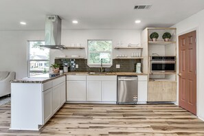 Casa (2 Bedrooms) | Interior