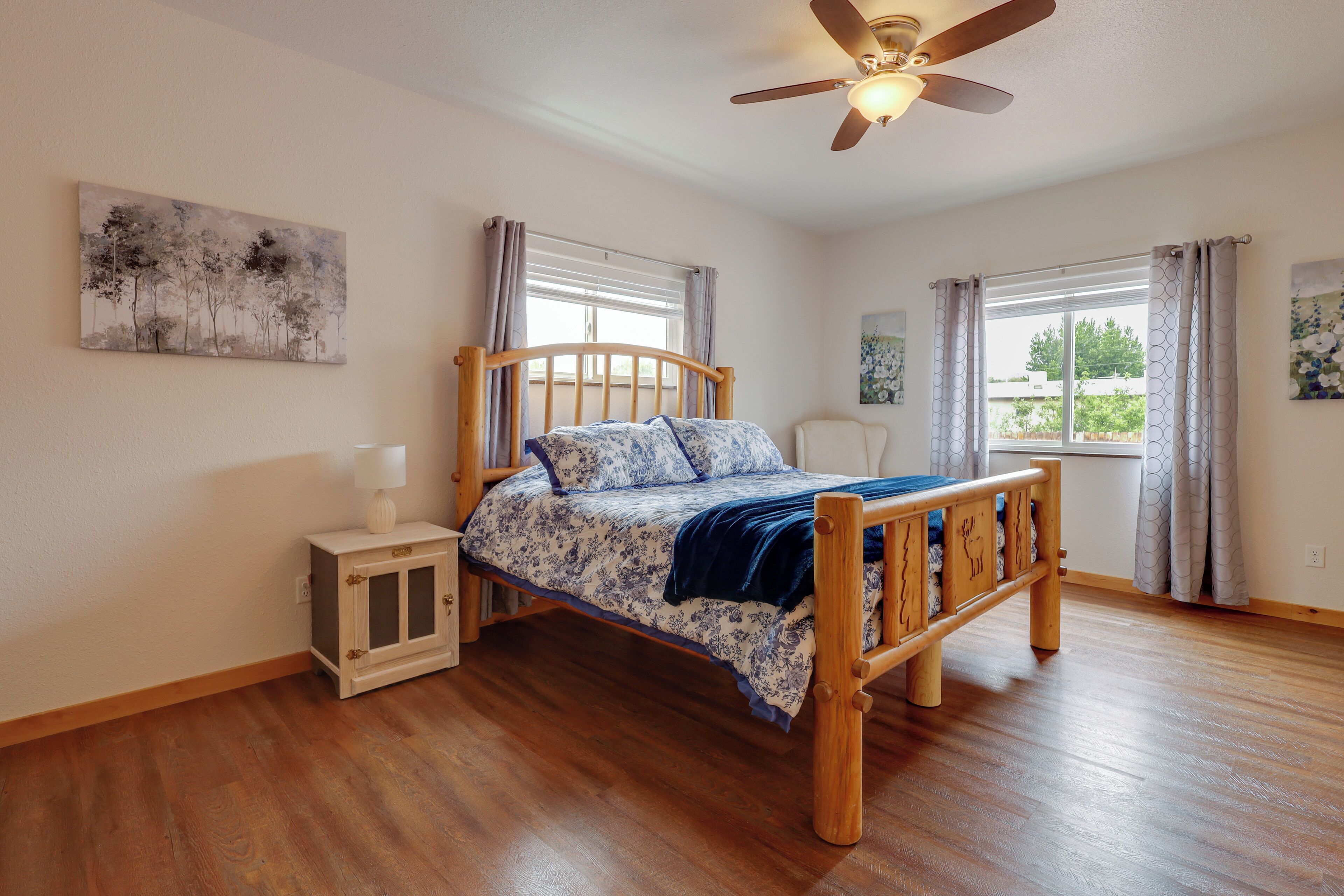 House (2 Bedrooms) | Interior