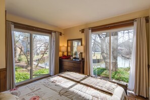 Interior - Steps to Chautauqua Lake! Mayville Haven w/ Patio (Mayville)