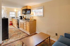 Cottage (4 Bedrooms) | Interior - Steps to Chautauqua Lake! Mayville Haven w/ Patio (Mayville)