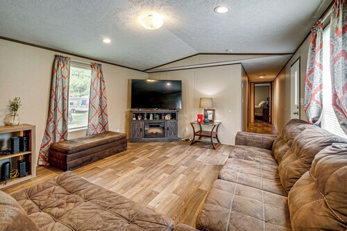 Golf, Beaches & More! Pet-friendly Home in Leland