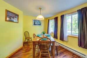 Interior - 12 Mi to Old Forge Pond! Group Basecamp w/ Grill (Forestport)