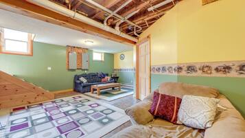 House (4 Bedrooms) | Interior