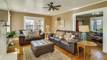 House (4 Bedrooms) | Interior