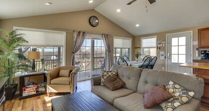 7-unit Ozarks Large Group Getaway on Farm!
