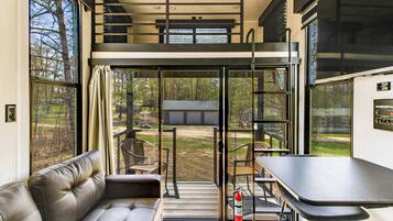 House (1 Bedroom) | Interior