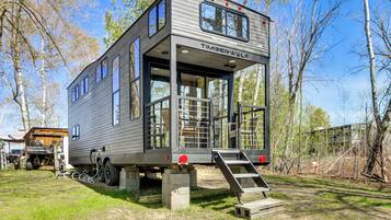 House (1 Bedroom) | Front of property