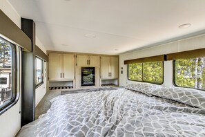 House (1 Bedroom) | Interior - Steps to Gull Lake! Modern RV Stay w/ Resort Perks (Tenstrike)
