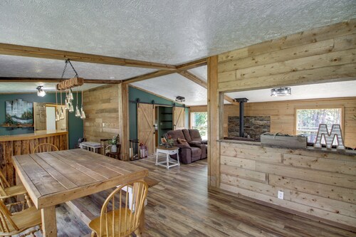 Birch Haven Resort Cabin w/ Deck: Boating On-site