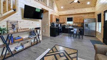House (2 Bedrooms) | Interior