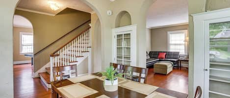 House (4 Bedrooms) | Interior