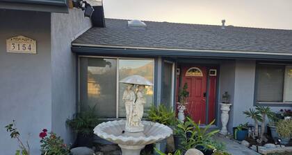 HIGHLAND SANCTUARY: 4-bedroom, 2-bath Ranch-Style home. A walk to YAAMAVA Casino