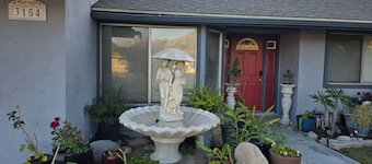 HIGHLAND SANCTUARY: 4-bedroom, 2-bath Ranch-Style home. A walk to YAAMAVA Casino