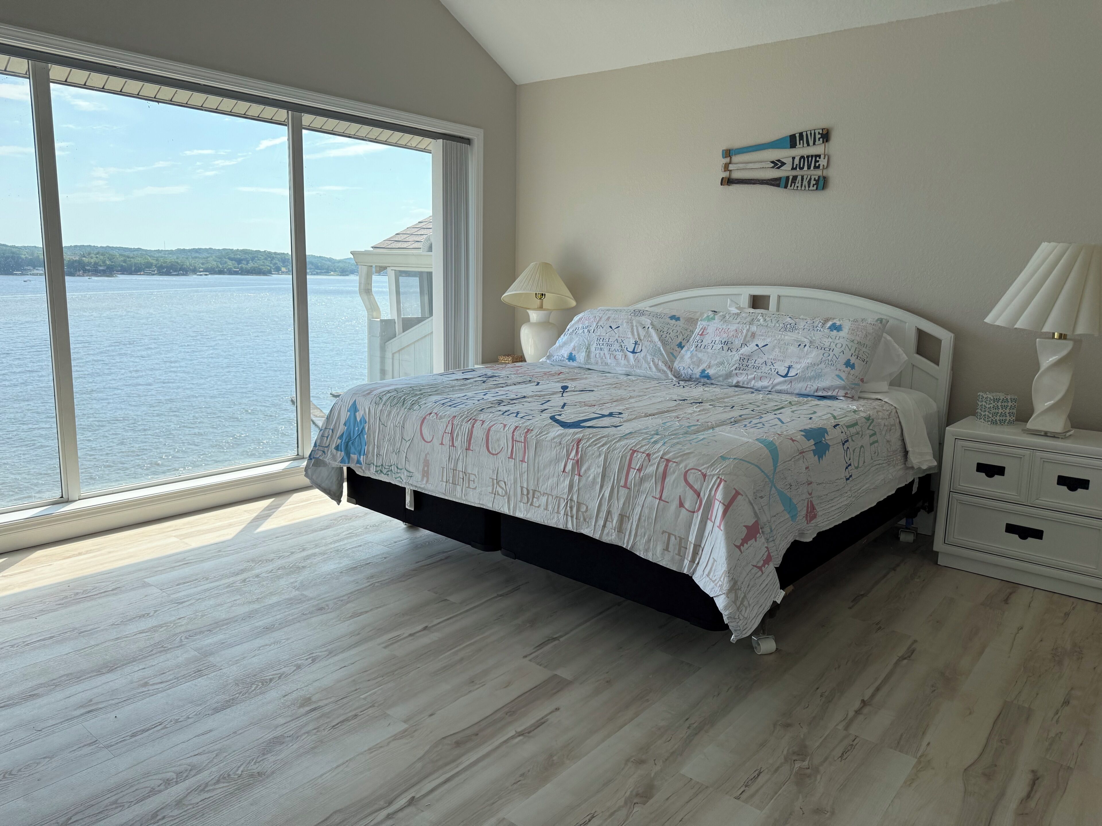 3 slaapkamers, een bureau, gratis wifi, beddengoed