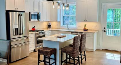 New construction 3 bedroom home with central air in Ogunquit!
