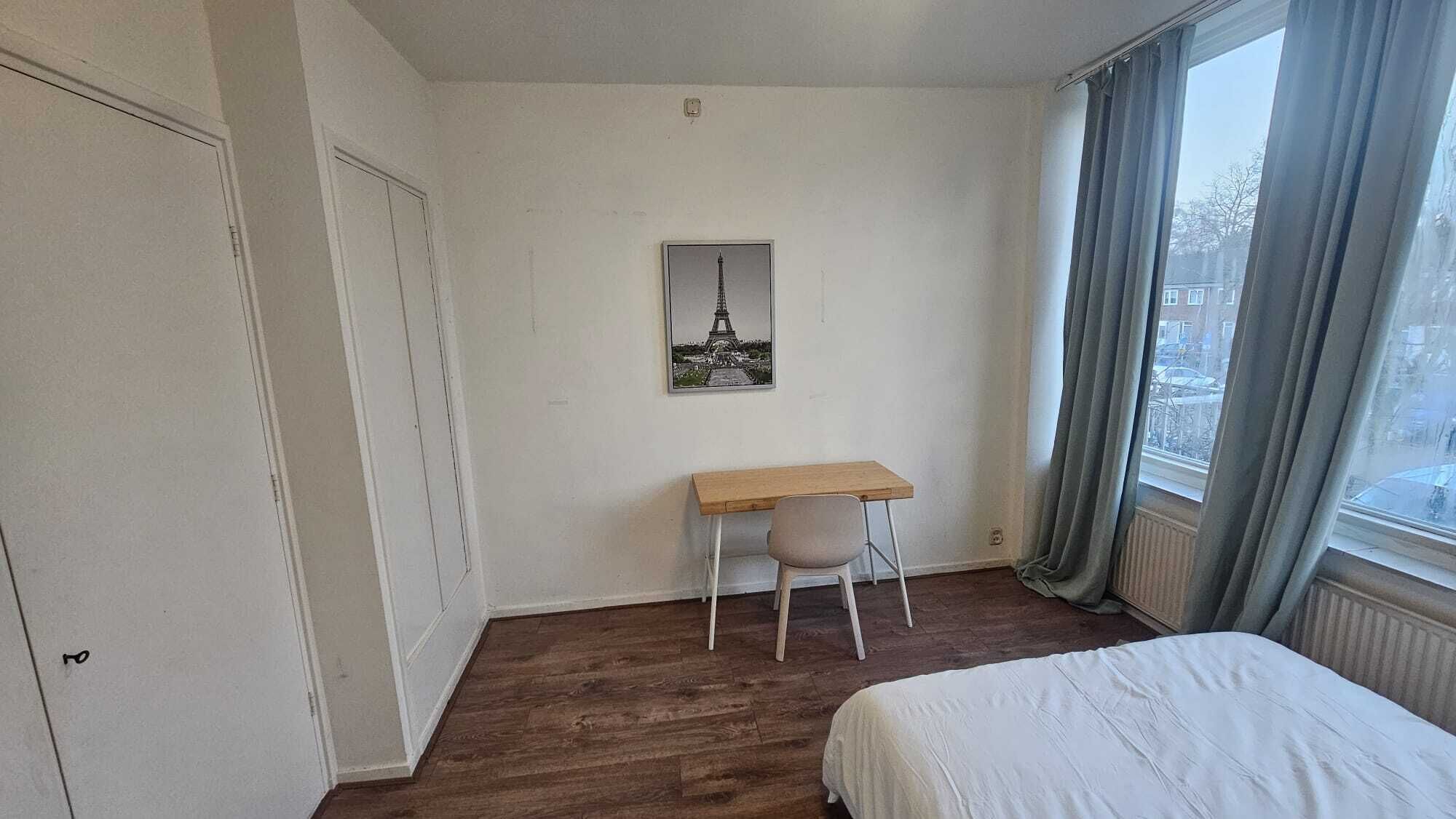 3 Schlafzimmer, Schreibtisch, Bügeleisen/Bügelbrett, kostenloses WLAN