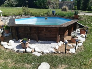 Pool - Vrbo Property (Saint-Martin-de-Goyne)